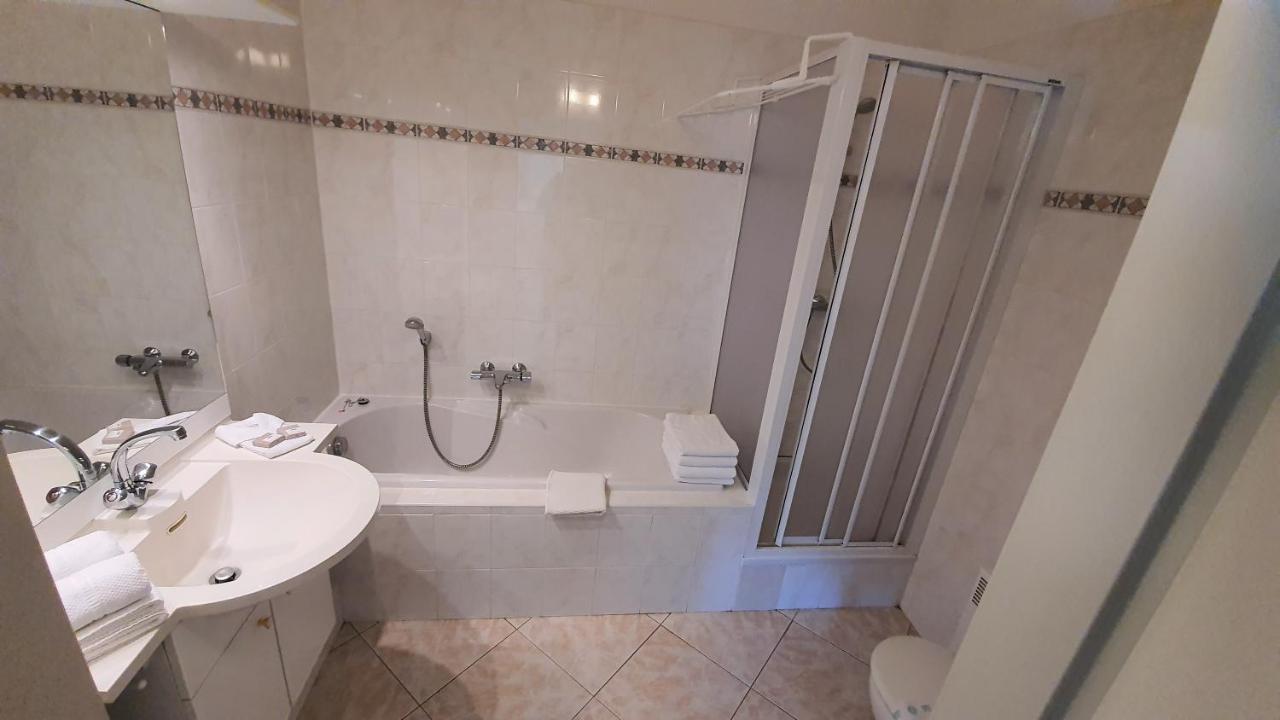 Residence Chateau De Barbet Lombez Екстериор снимка